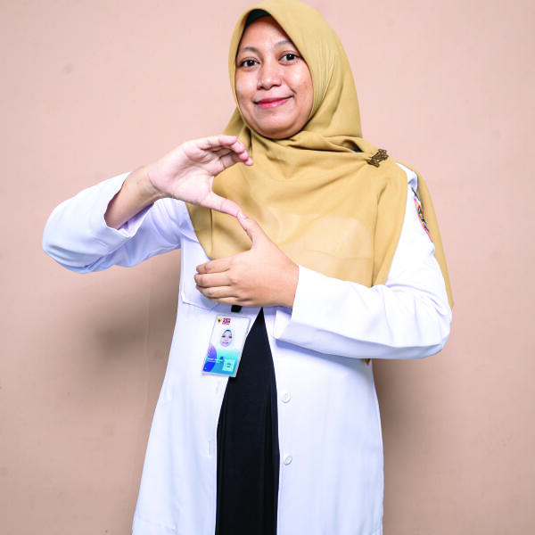 Risky Ariyani, S.Pd.