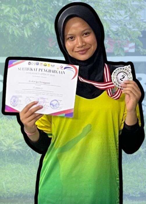Rizka Kembali Harumkan SMA Negeri 1 Banyumas Lewat Medali Perak