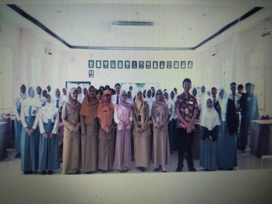 SARCOO Hadirkan Seminar Esai Ilmiah sebagai Bekal Keterampilan Menulis Siswa