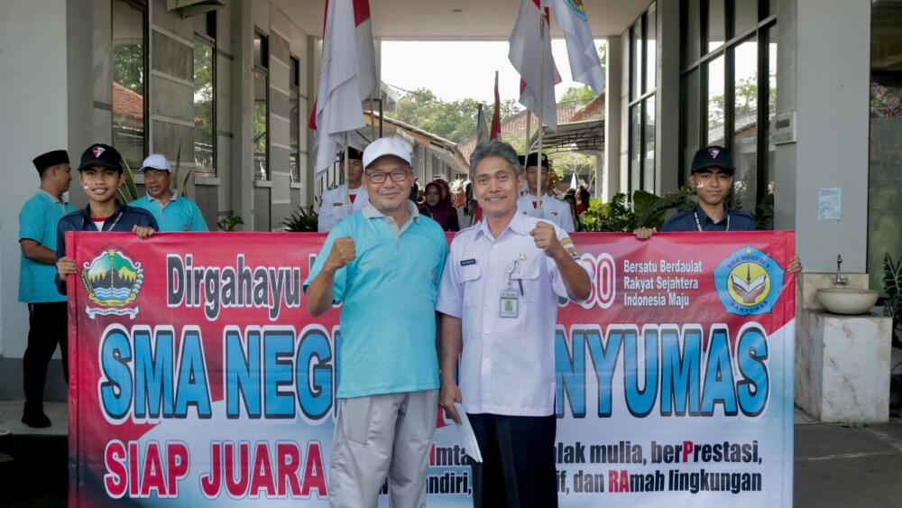 Partisipasi SMA Negeri 1 Banyumas pada Karnaval Kecamatan Banyumas Tahun 2025