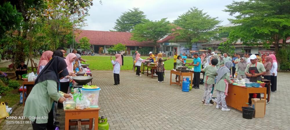 Lomba Memasak Semarakkan Spectanica ke 52 SMA Negeri 1 Banyumas
